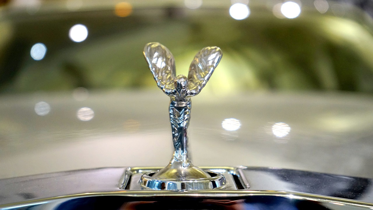 At Cimexp FZ LLC we tell you: What are the most expensive cars in the world?